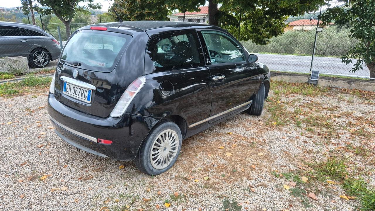 Lancia Ypsilon 1.3 Multijet
