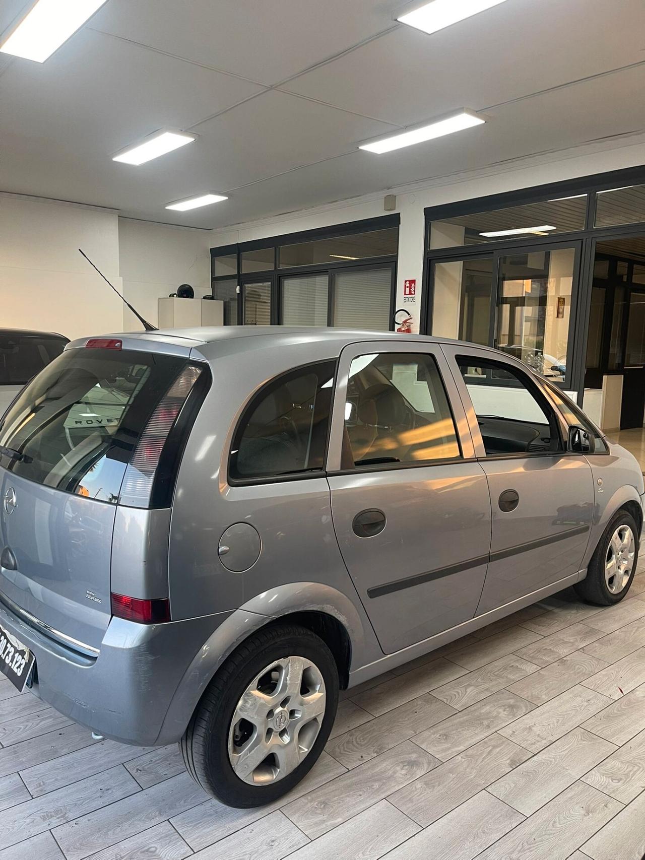 Opel Meriva 1.4 16V GPL-TECH Club