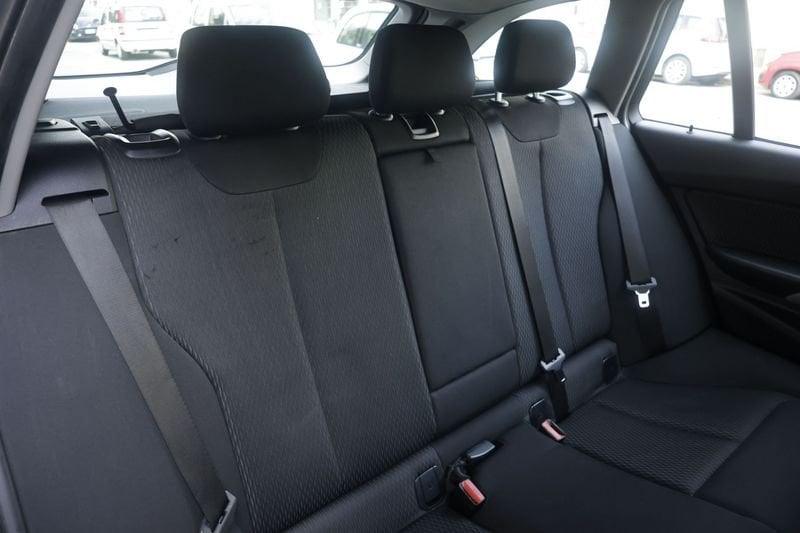 BMW Serie 3 Touring BMW Serie 3 Touring 320d xDrive Luxury Unicoproprietario