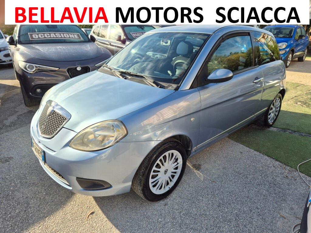 Lancia Ypsilon 1.3 Multijet 75cv Buona