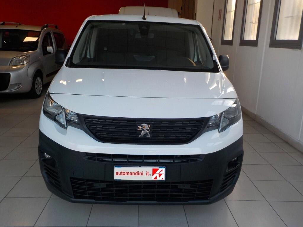 Peugeot Partner BlueHDi 130 EAT8 S&S PC - Autocarro lamierato 3 posti - Cambio automatico
