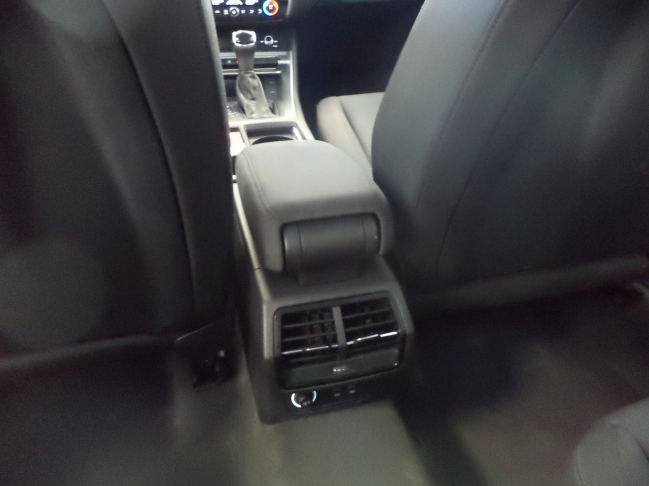 AUDI Q3 Business Advanced 40 2.0 TDI 190cv Quattro S-tronic Euro 6D