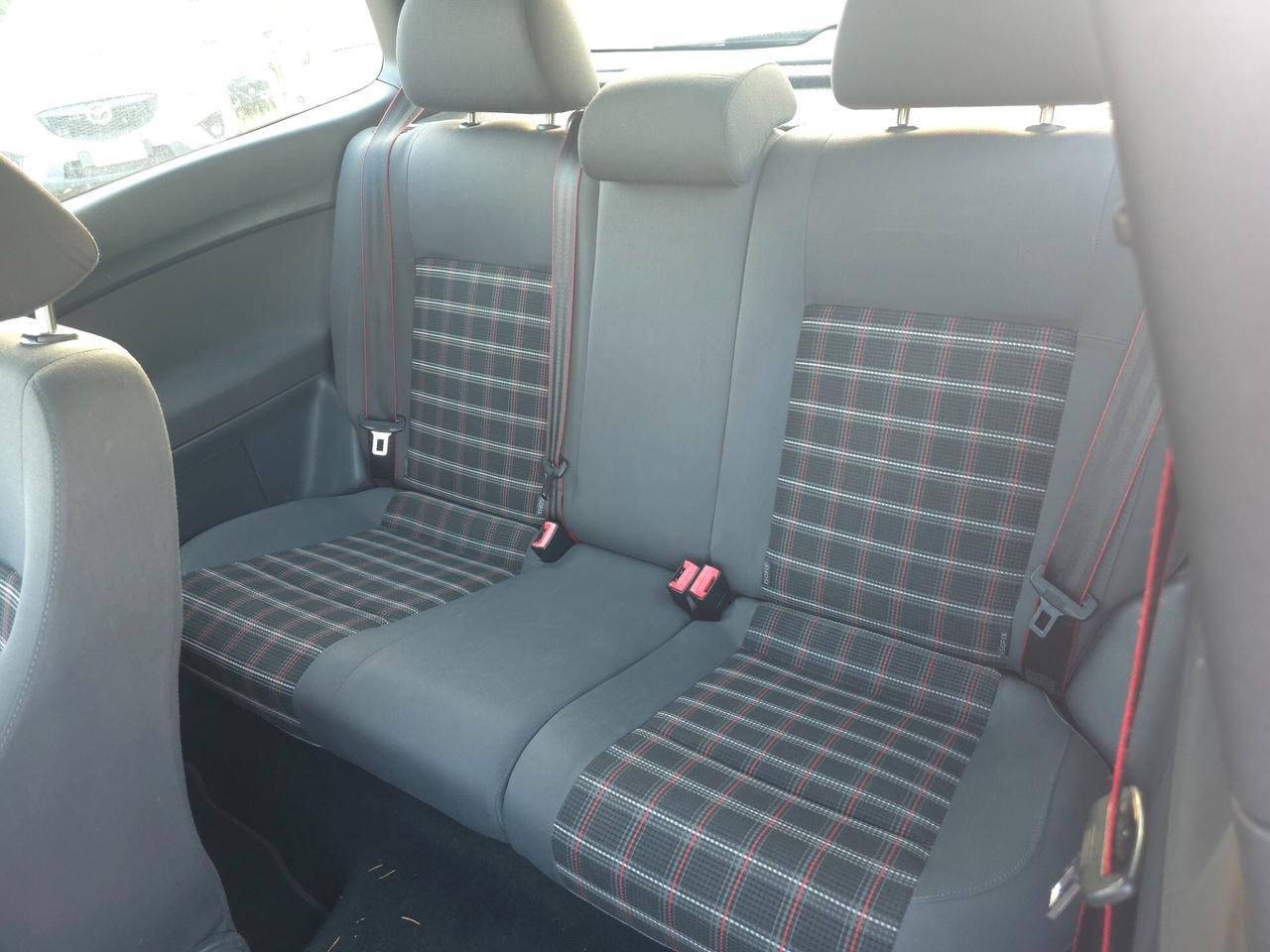 Volkswagen Polo 1.8 T 20V 3p. GTI