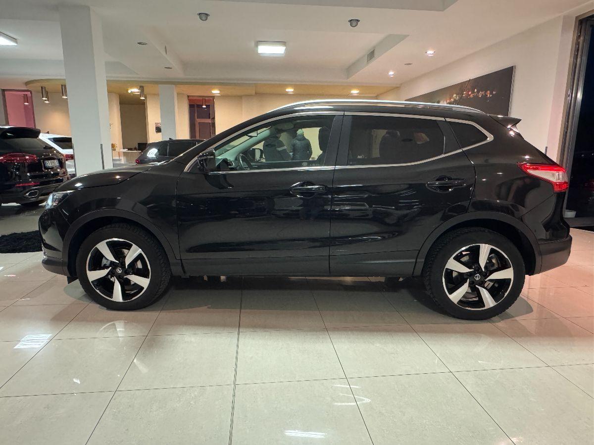 NISSAN Qashqai 1.5 dCi N-Connecta Tetto/Navi/camera