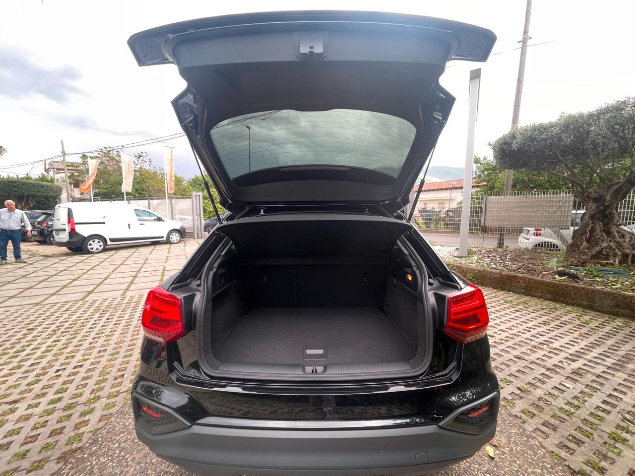 AUDI Q2 Q2 30 TDI S tronic S line Edition