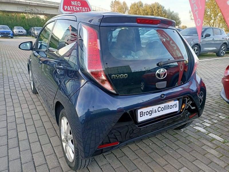 Toyota Aygo 5 Porte 1.0 VVT-i x-play my15