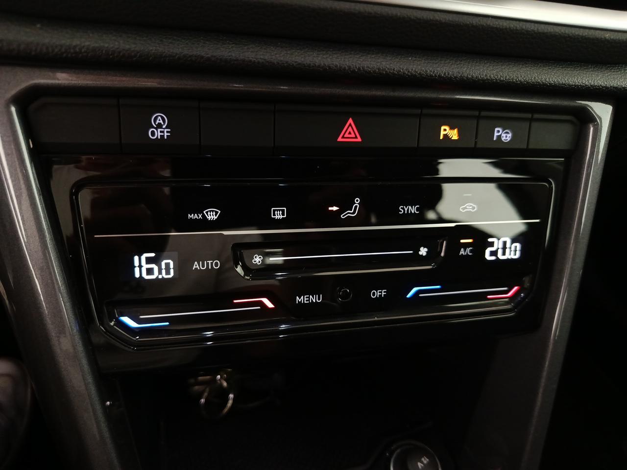 VOLKSWAGEN T-Roc - T-Roc 1.0 TSI Style