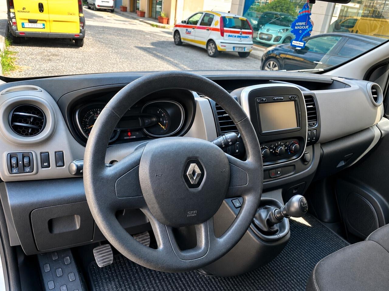 Renault Trafic 1.6 dCi 125CV 9posti passo lungo-2016