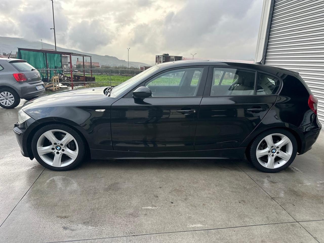 Bmw 120 120d cat 5 porte Attiva