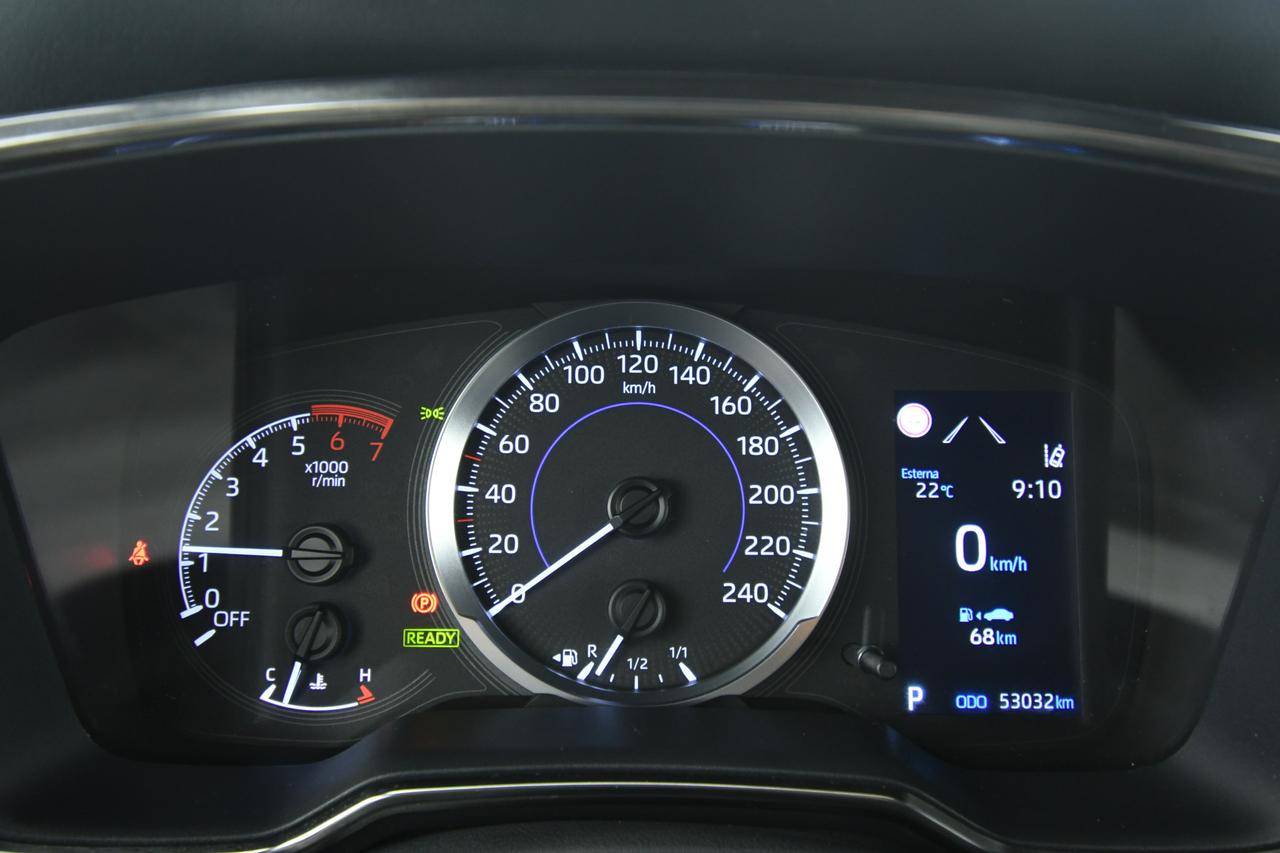 TOYOTA Corolla Touring Sports 1.8h Business Tech cvt ACC+CAMERA+LED