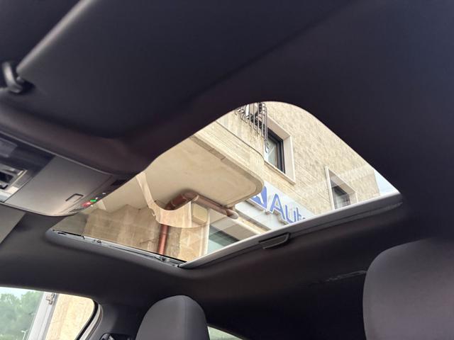 VOLKSWAGEN Taigo 1.0 TSI 116 CV DSG R-Line TETTO APR/PAN