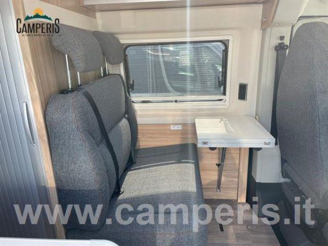 HYMER-ERIBA HYMERCAR AYERS ROCK - VERSIONE CAMPERIS