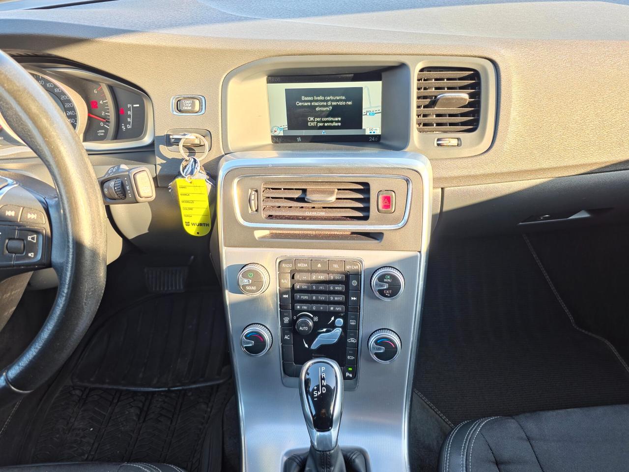 Volvo V60 Cross Country CV-150 D3 Geartronic Summum 2017-E6 Automatico