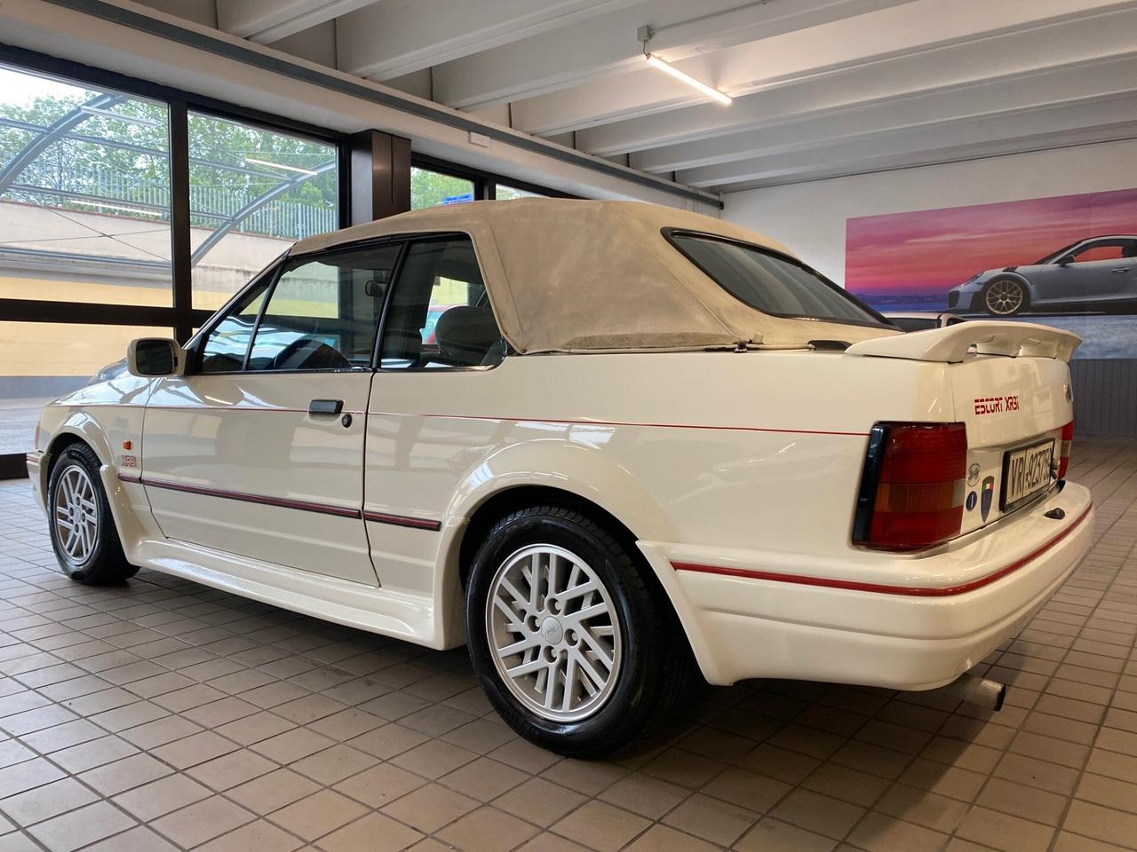 Ford Escort 1.6 XR3i Cabriolet