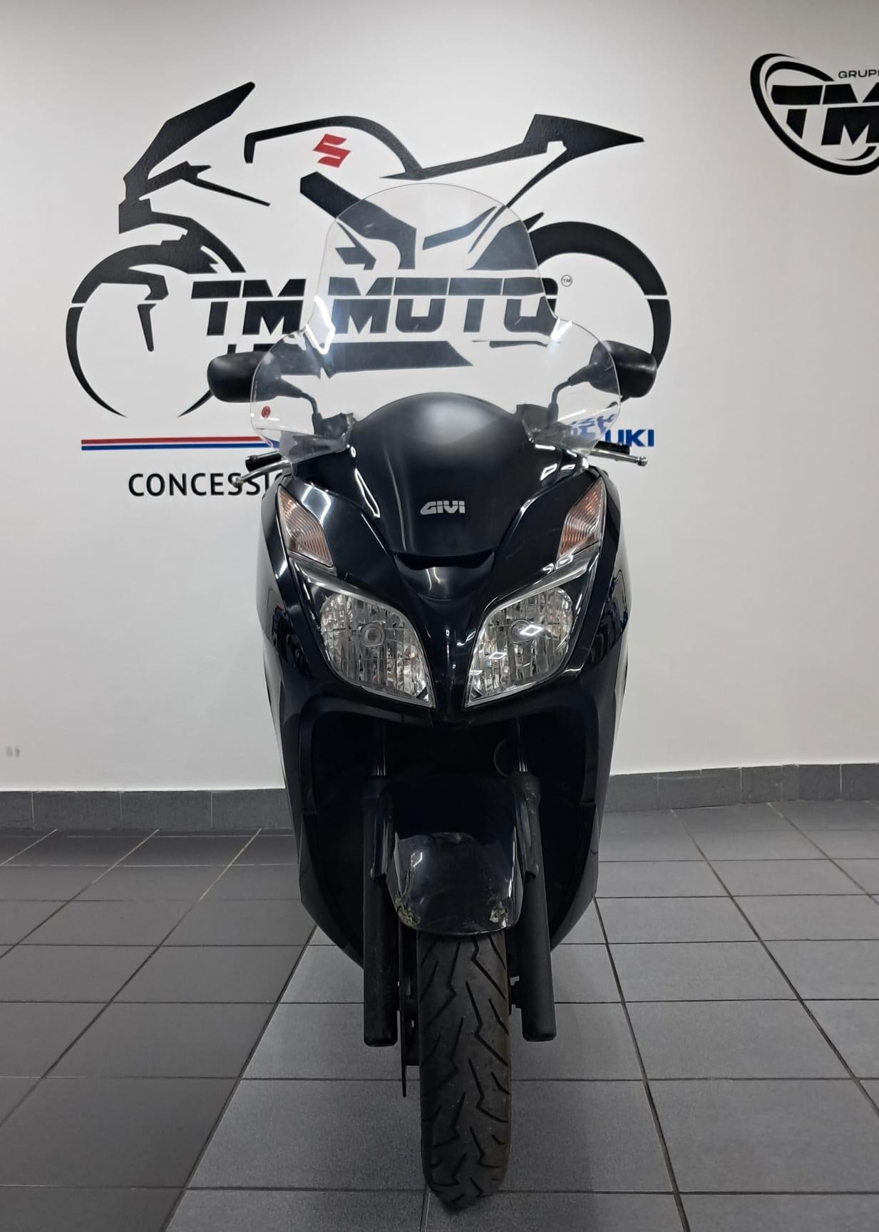 Honda Forza 300