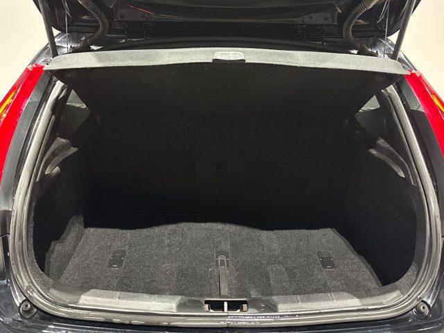 VOLVO V40 Cross Country D2 Business Plus