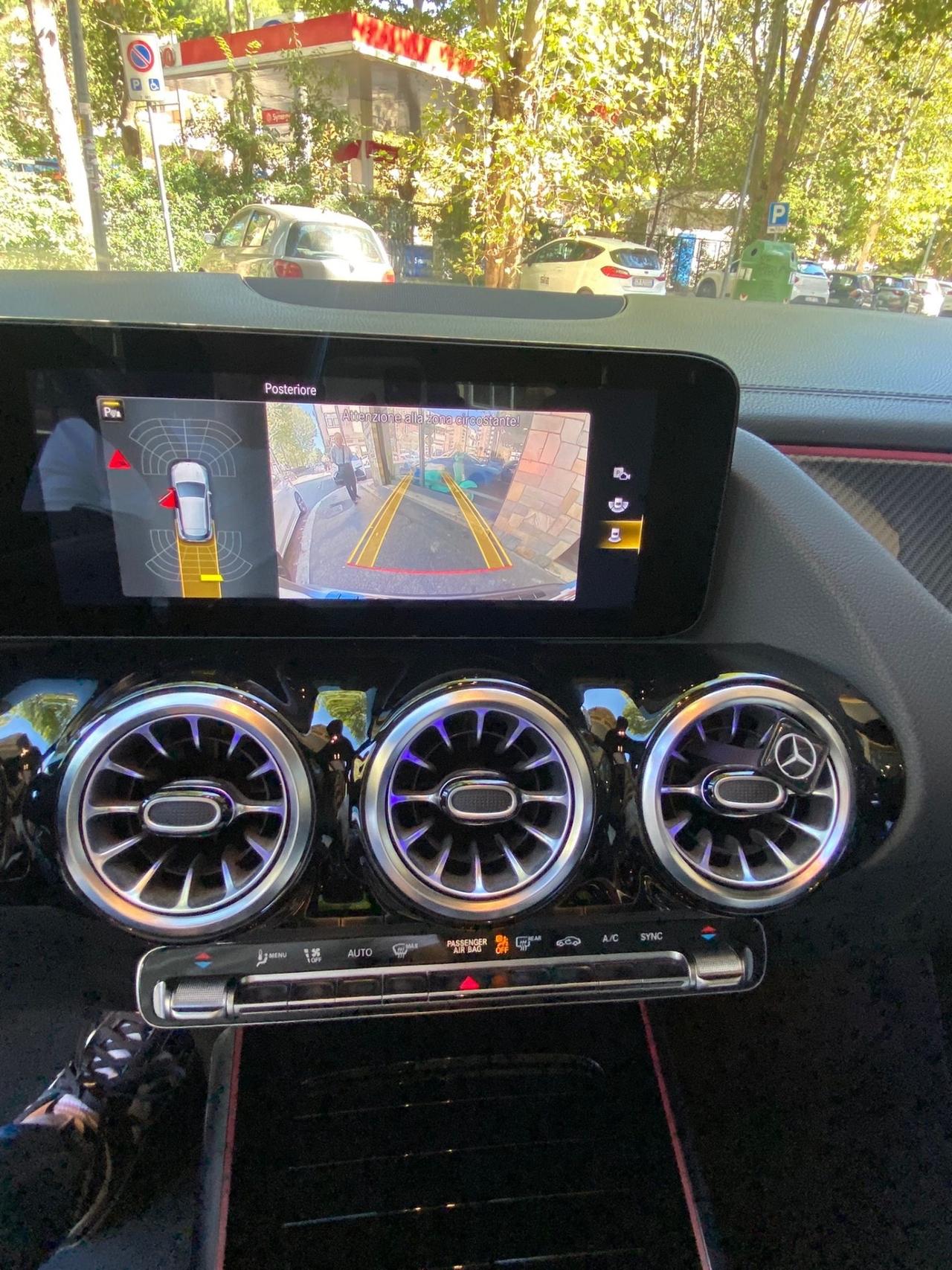Mercedes-benz GLA 35 AMG MAGNO GRAU TETTO PELLE IVA ESPOSTA
