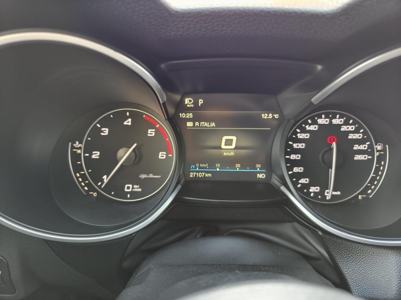 Alfa Romeo Stelvio 2.2 Turbodiesel 160 CV AT8 RWD Sprint