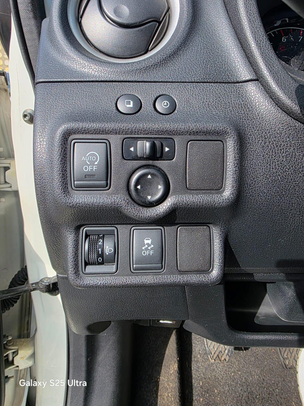 Nissan Note 1.2 12V Tekna 2015 CRONO CASA MADRE