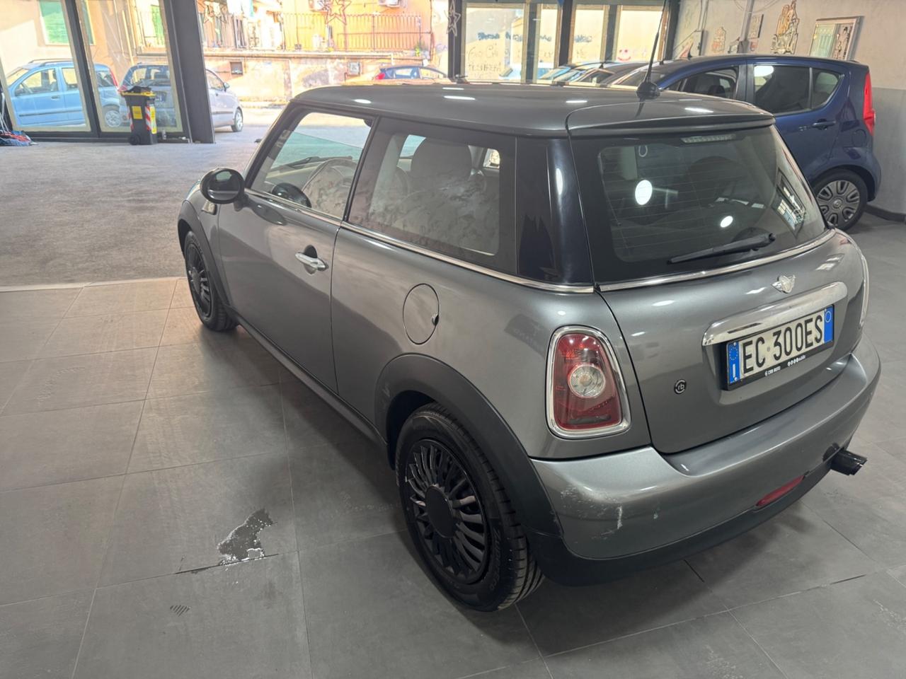 Mini 1.6 16V One (55kW)