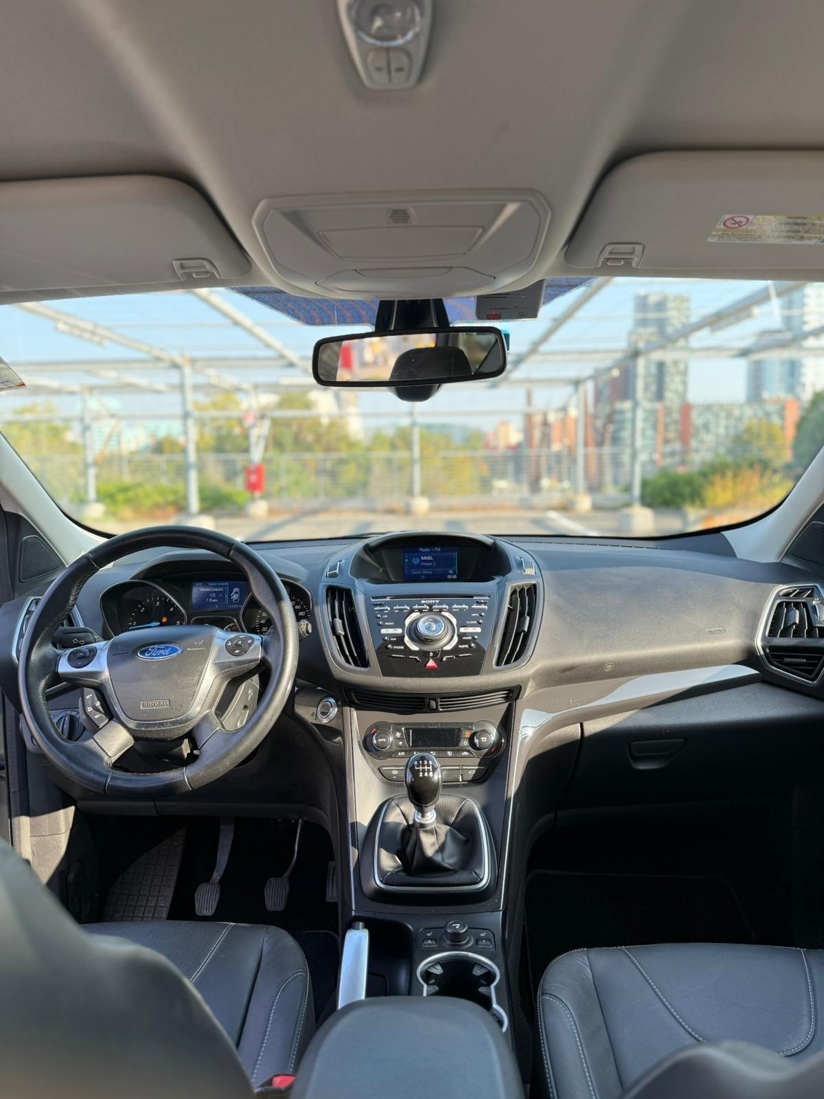 Ford Kuga 2.0 TDCI 140 CV 4WD Titanium