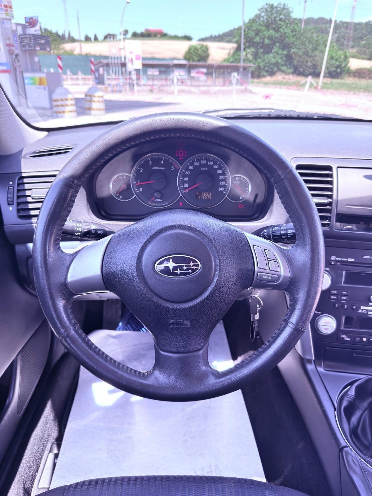 Subaru OUTBACK 2.0D 16V CM 4x4 Diesel