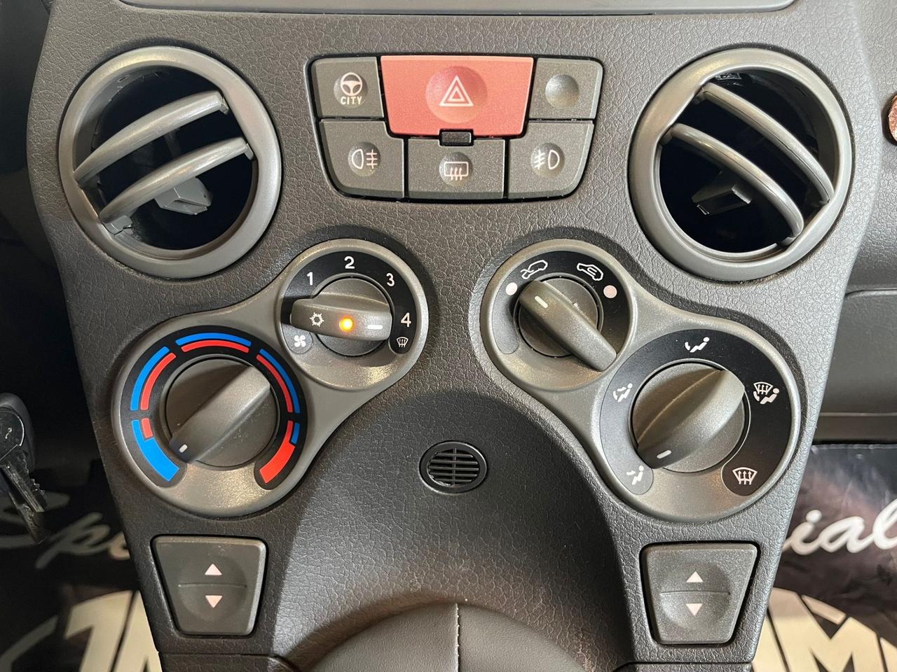 Fiat Panda 1.2 Dynamic OK NEOPATENTATI 15.000Km