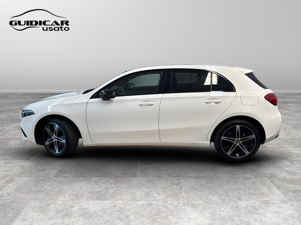Mercedes-Benz Classe A - W177 2023 - A 250 e phev Progressive Advanced auto