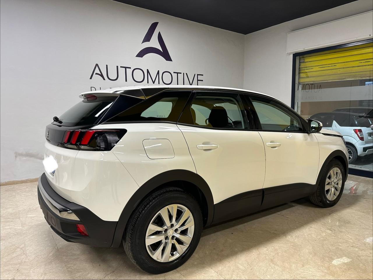 Peugeot 3008 BlueHDi 130 S&S Allure