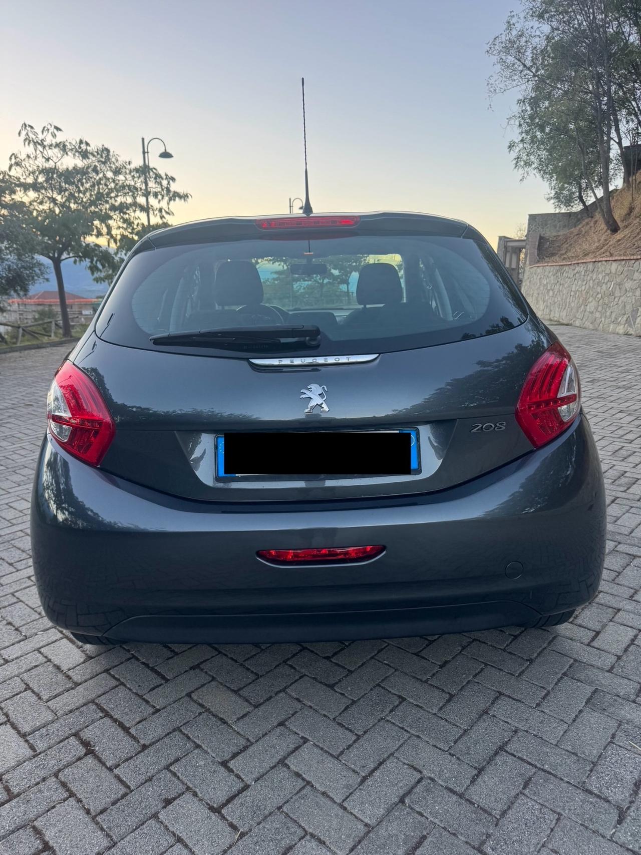 Peugeot 208 1.2 Benzina 82Cv PureTech 2013