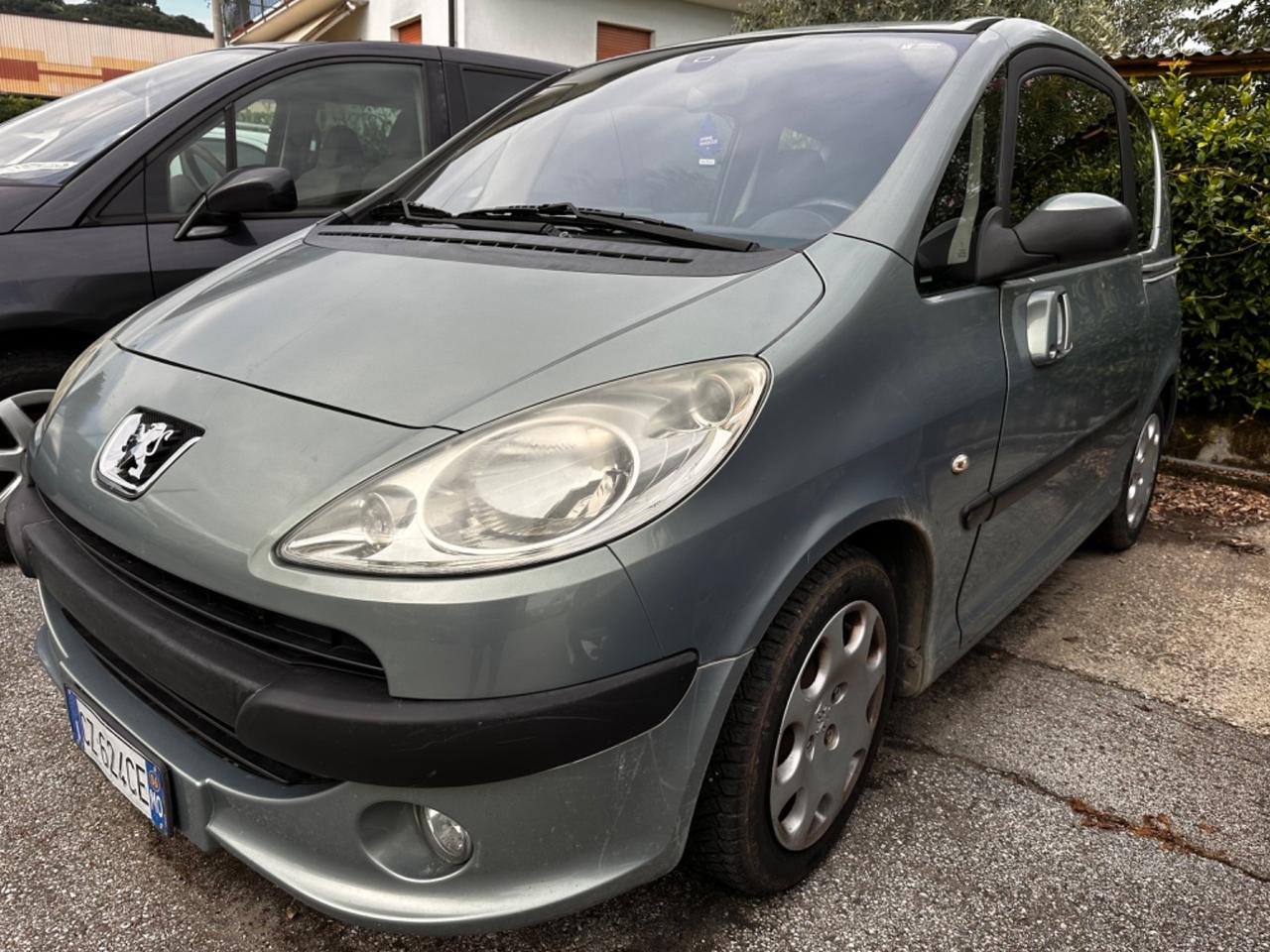 Peugeot 1007 1.4 HDi Sporty