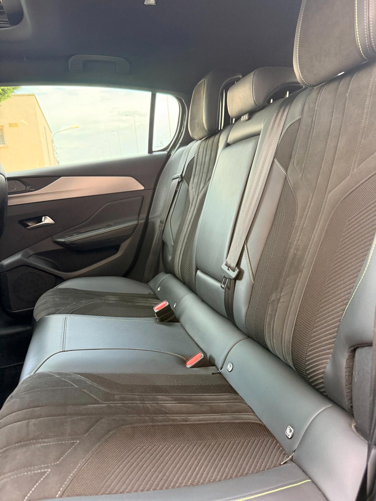 Peugeot 308 1.5 HDI GT PACK EDIZIONE LIMITATA, CON TETTO APRIBILE,APPLE CARPLAY,LUCI SOFFUSE,TELECAMERA,VIRTUAL