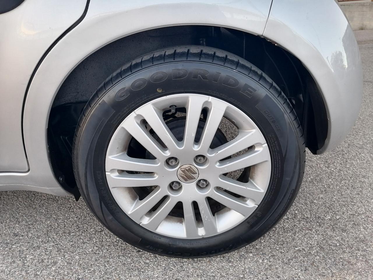 SUZUKI SPLASH 1.0 BENZINA 50KW 2012