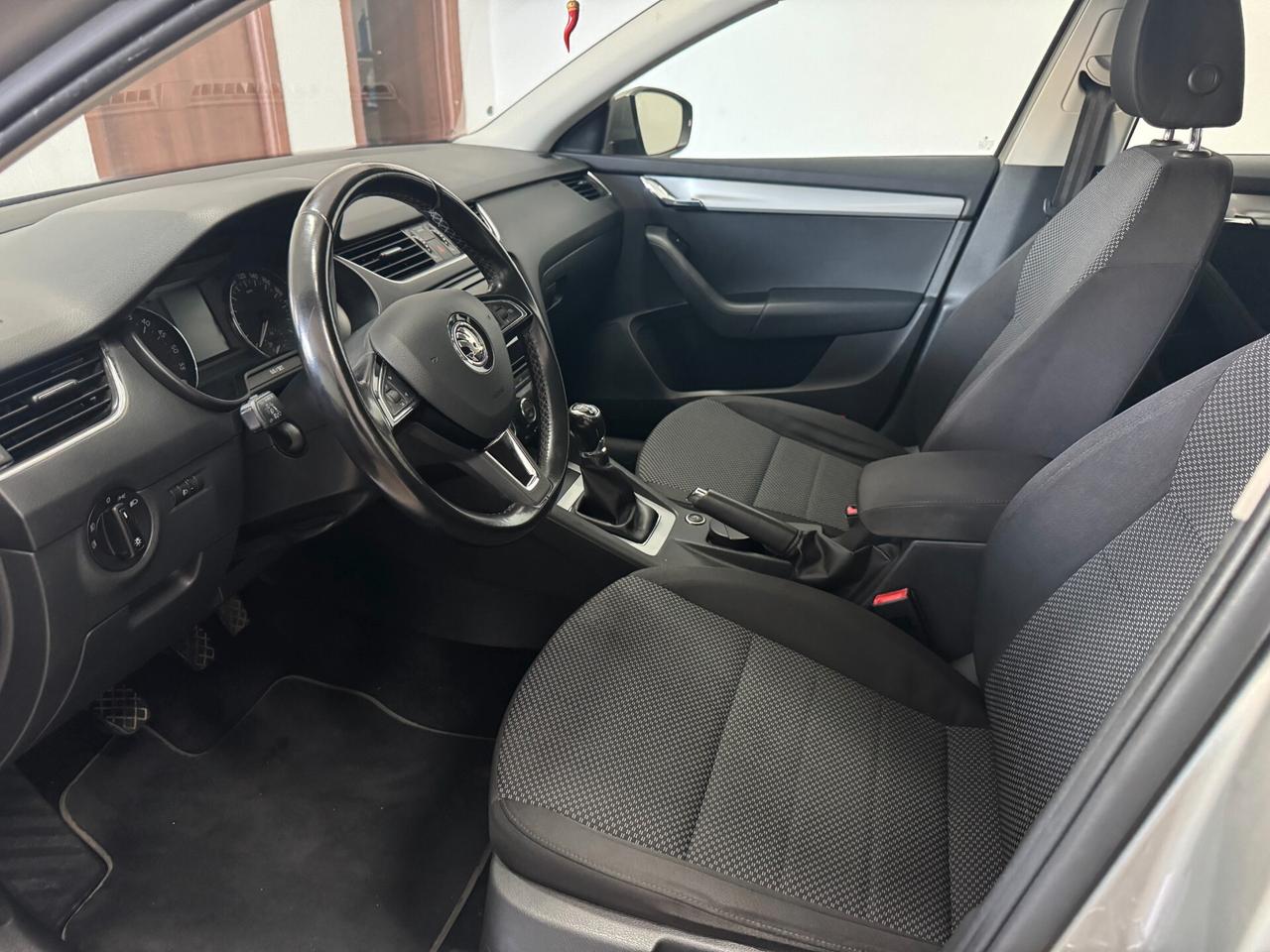 Skoda Octavia 1.6 TDI CR 110 CV 4x4 Wagon Scout 11/2016