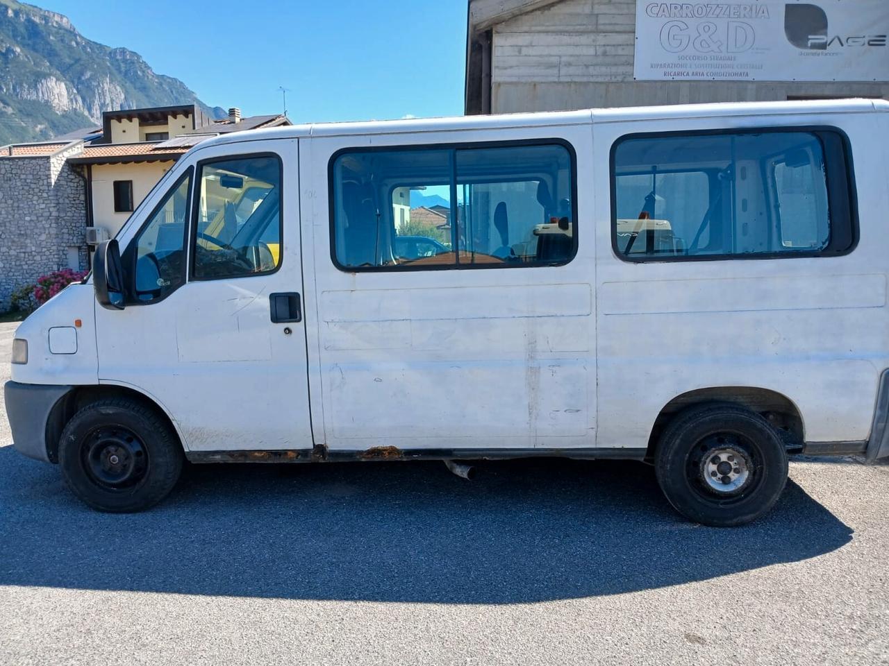 Fiat Ducato 2.8 JTD. 9 POSTI