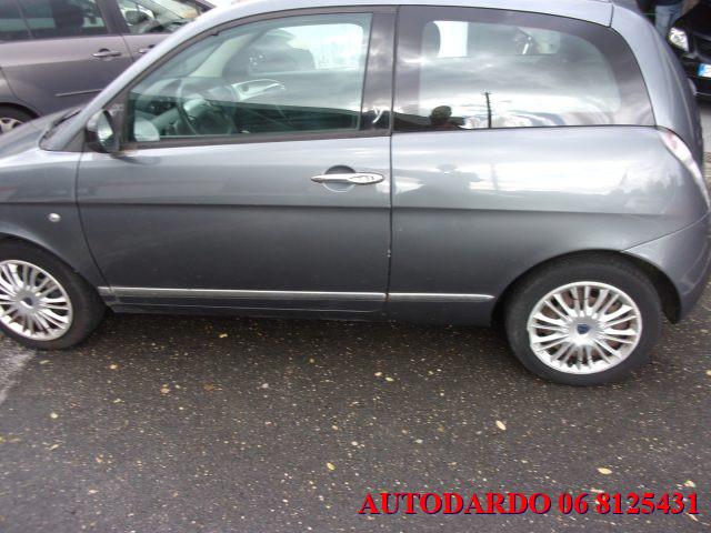 LANCIA Ypsilon 1.2 69 CV Argento