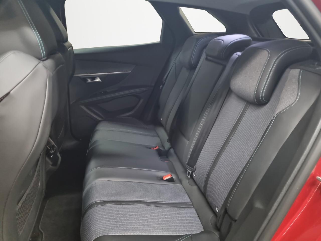 Peugeot 3008 BlueHDi 130 S&S EAT8 Allure