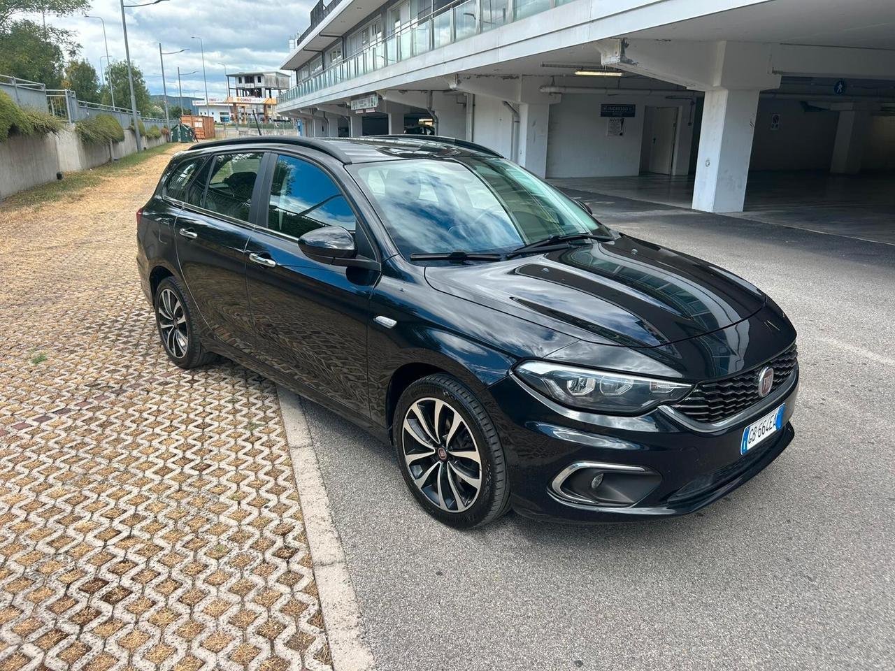 Fiat Tipo 1.3 Mjt S&S SW Lounge