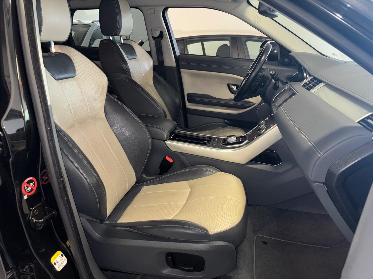 Range Rover Evoque 2.0 TD4 AUTOBIOGRAPHY FULL OPTIONAL