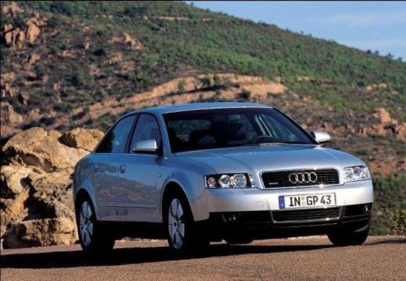Audi A4 II 1.9 tdi 130cv