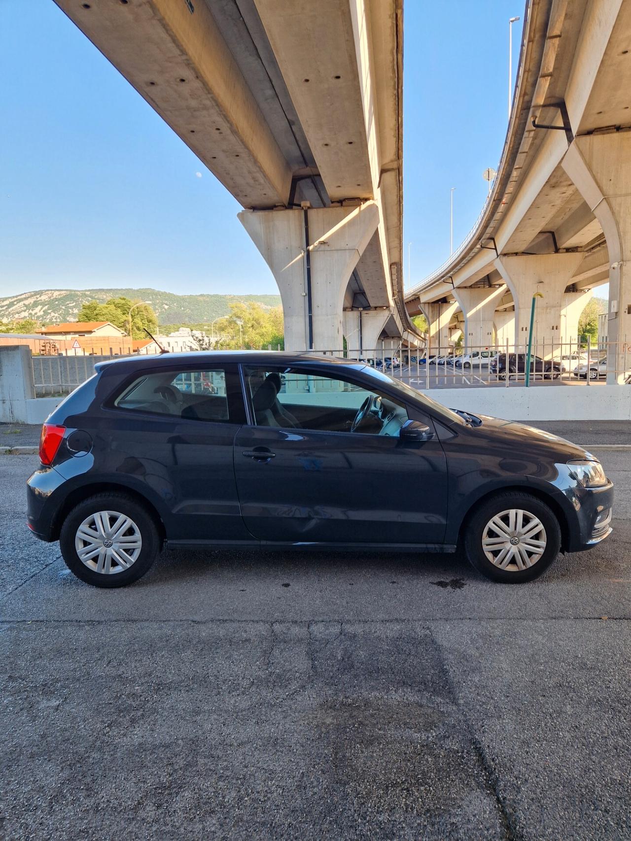 Volkswagen Polo 60CV - 2016
