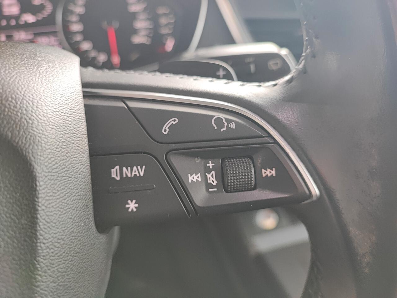 Audi Q5 40 TDI quattro S tronic Business Sport