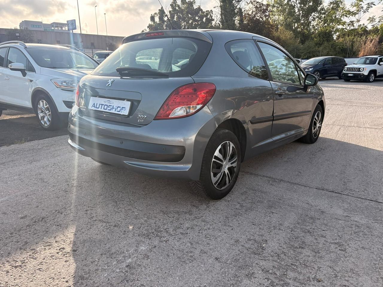 Peugeot 207 1.4 8V 75CV 3p. X Line ECO GPL