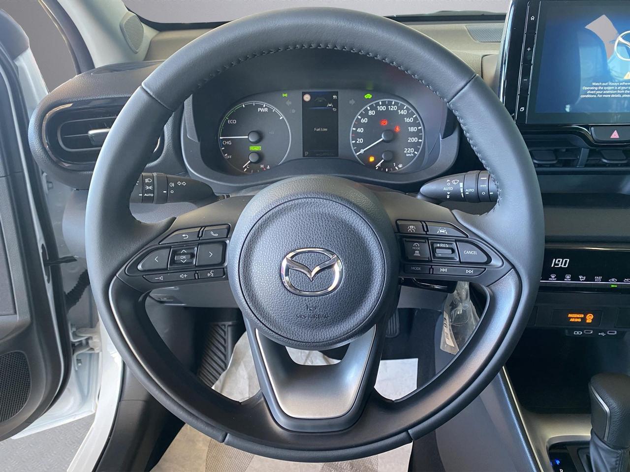 Mazda MAZDA2 1.5 vvt full hybrid electric Centre