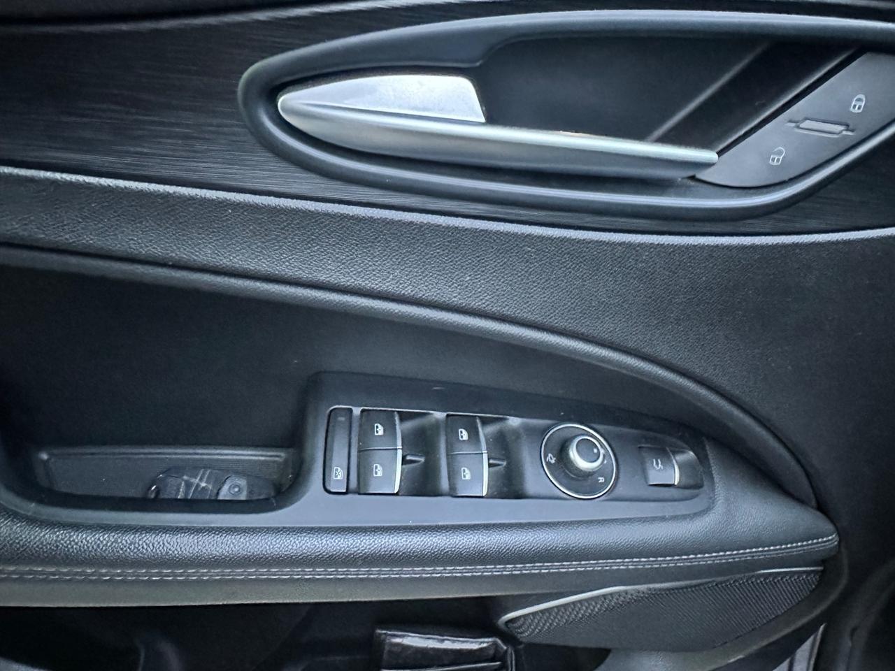 Alfa Romeo Stelvio 2.2 Turbodiesel 190 CV AT8 Q4 Business