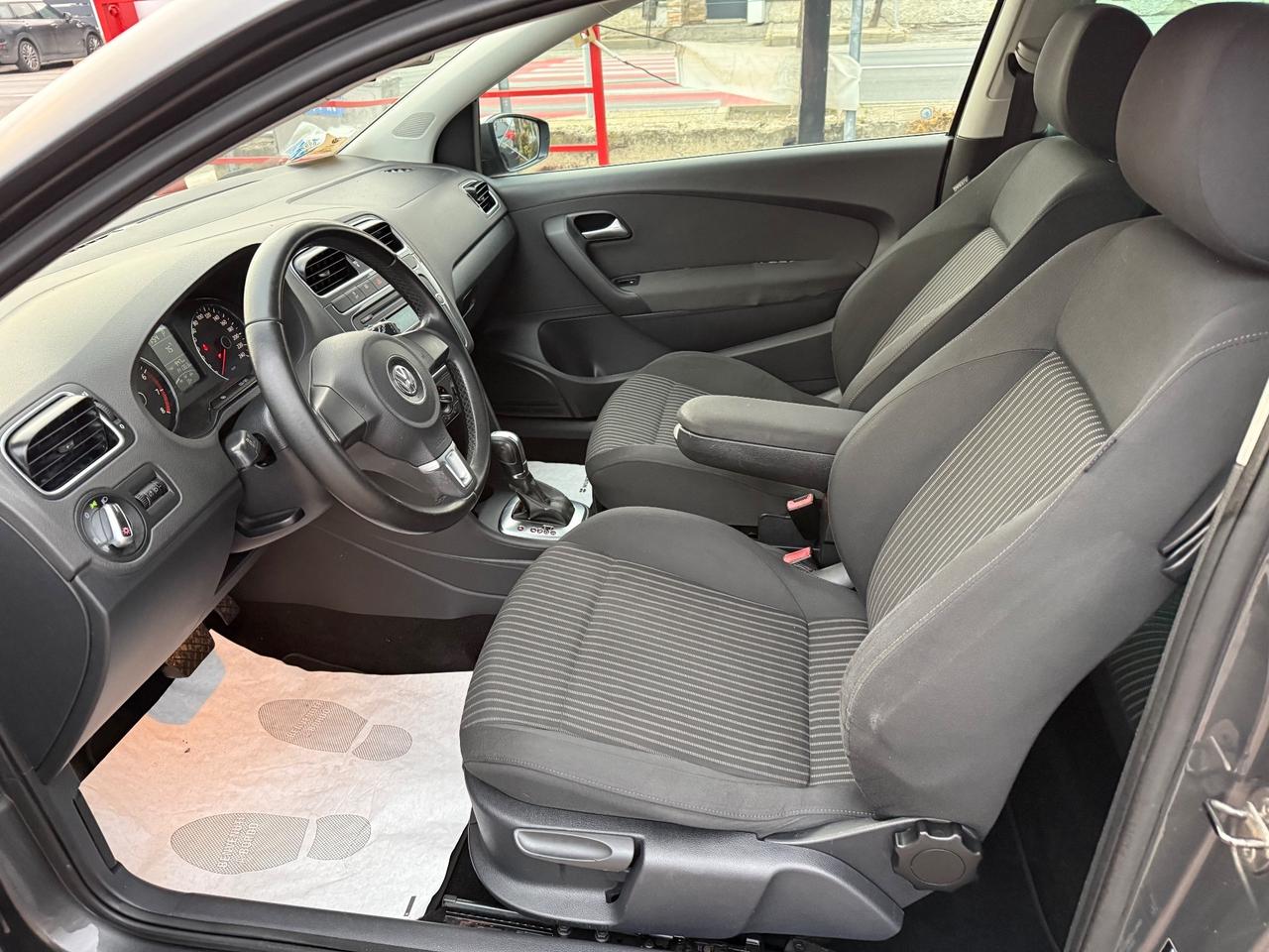 Volkswagen Polo 1.4 86CV DSG NEOPATENTATI