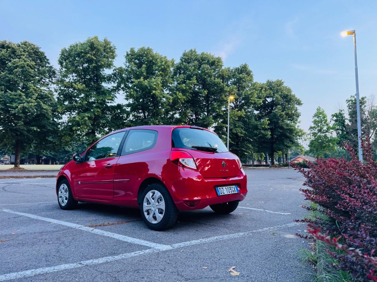 Renault Clio 1.2 16V 3 porte Dynamique