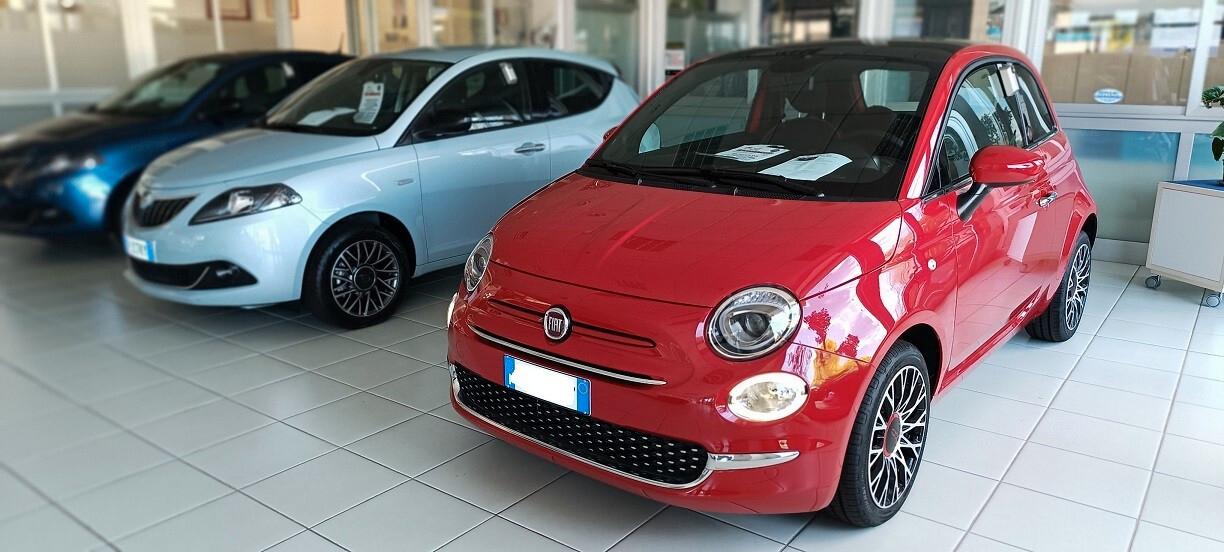 Fiat 500 1.0 Hybrid Red