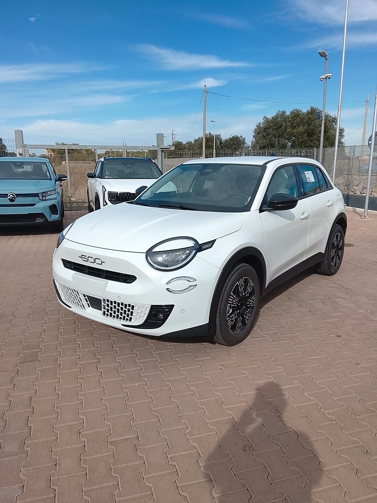 Fiat 600 1.2 Icon 100cv PACK COMFORT