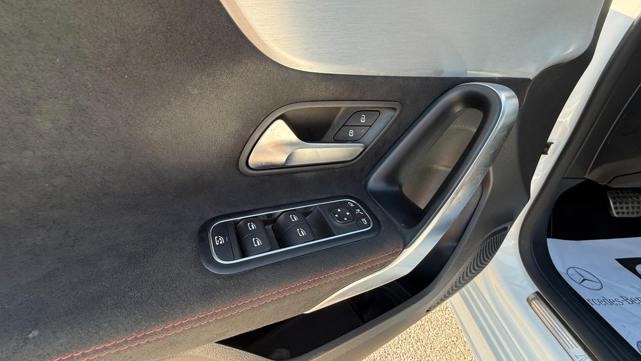 Mercedes-benz A 250 e Automatic EQ-Power Sport